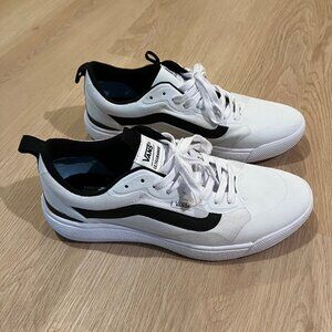 VANS Ultrarange Shoes Size 9.5 White